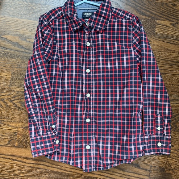 EUC OshKosh Boys Navy & Red Button Up Shirt - size 8 - Picture 1 of 2